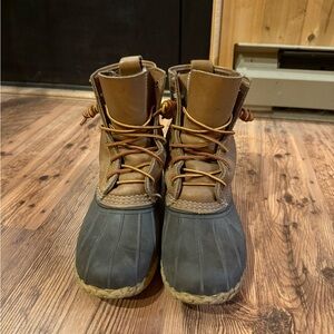 Women’s bean boots